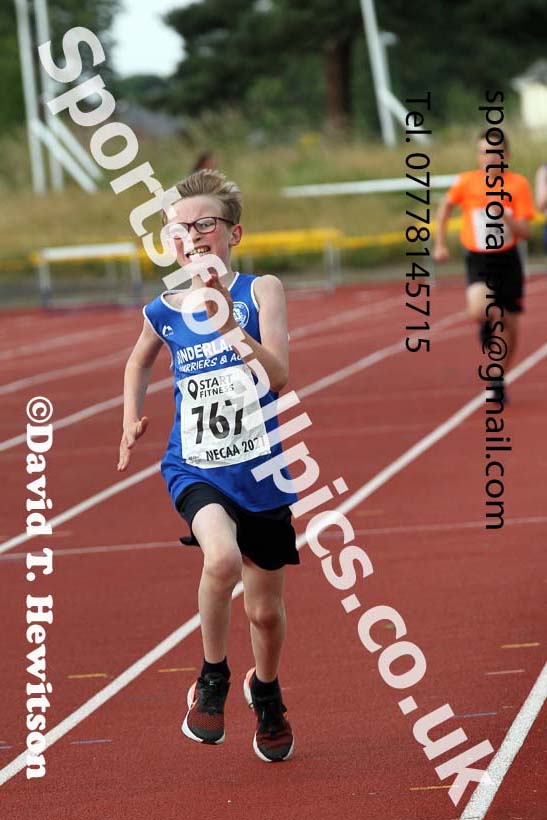 800 metres, 2021 North East Grand Prix 6, Monkton, Wednesday, August 4th. Photo: David T. Hewitson/Sports for All Pics